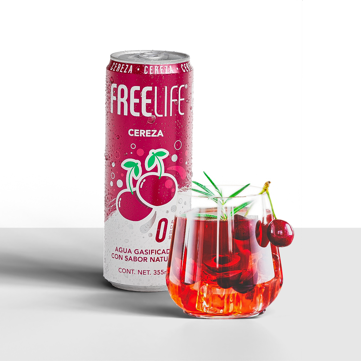 Cherry Cranberry Sparkler con agua gasificada